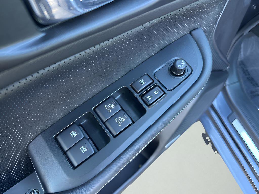 Used 2016 Subaru Legacy 3.6R Limited image 44