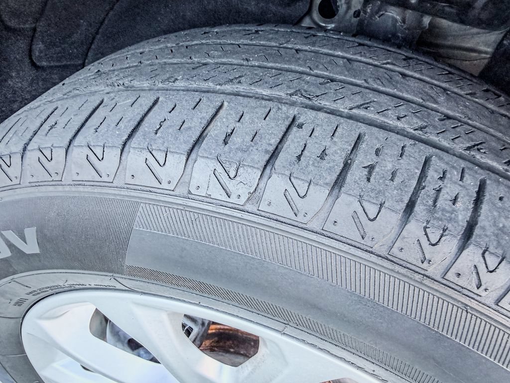 Used 2020 Chevrolet Equinox LT FWD image 7