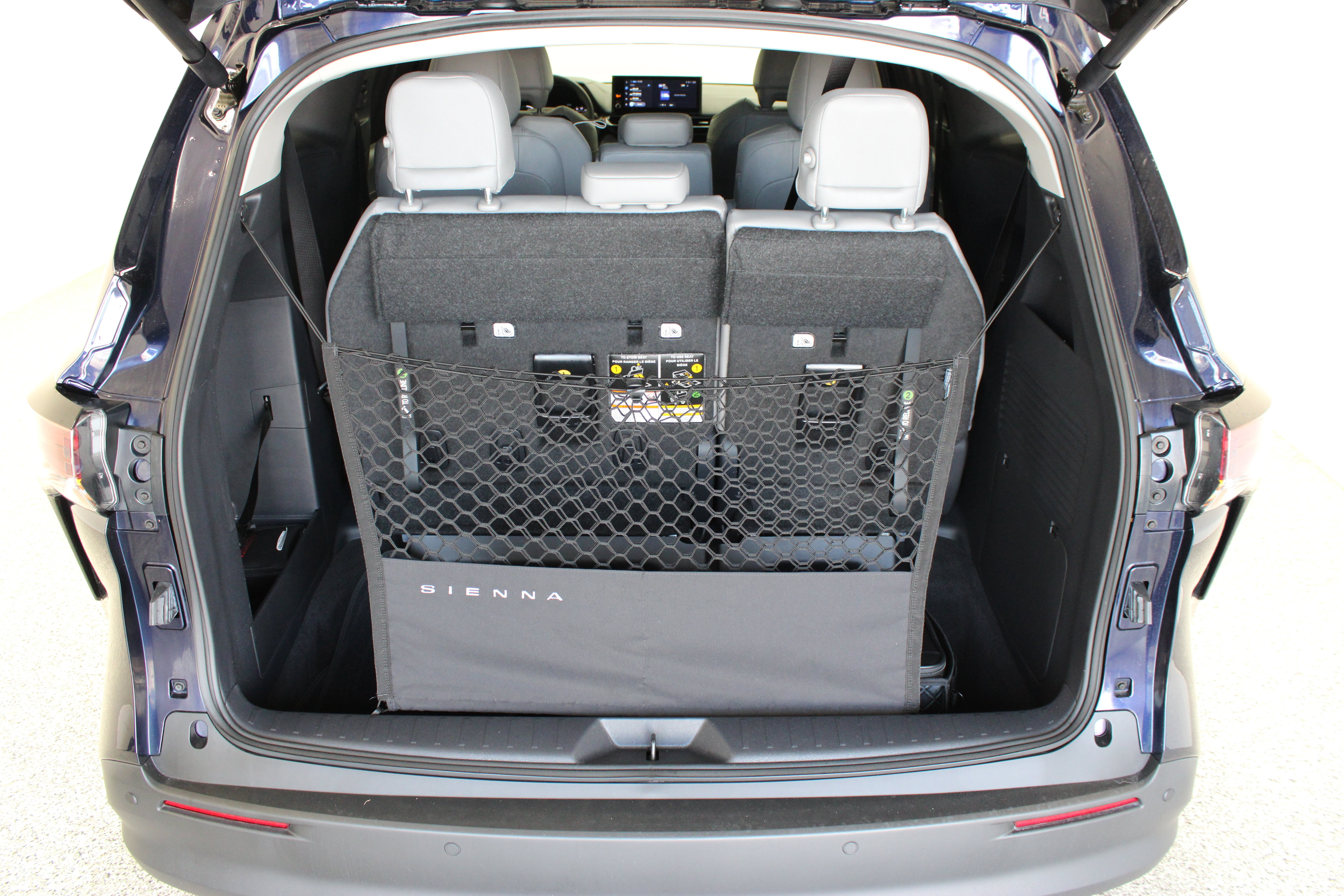 Certified 2026 Toyota Sienna XLE FWD image 33