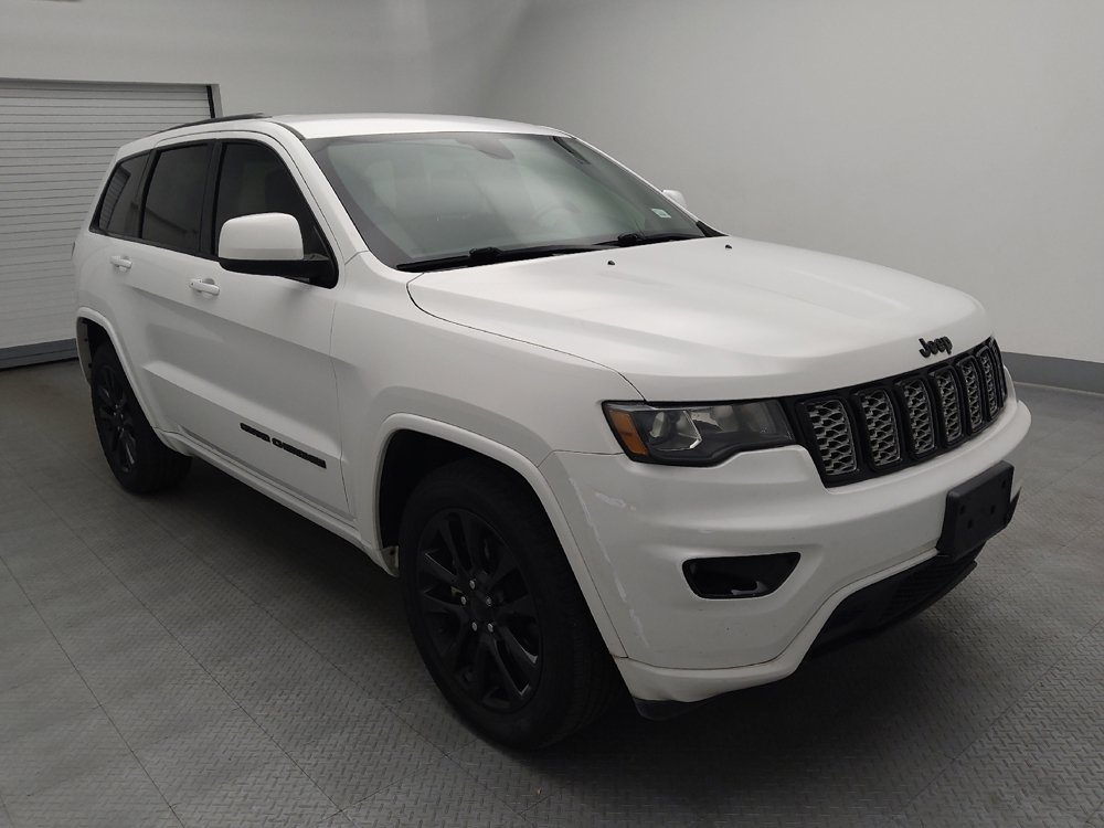 Used 2019 Jeep Grand Cherokee Altitude RWD image 13