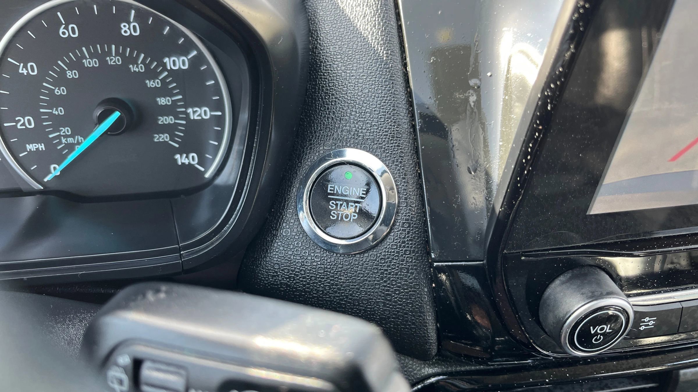 Used 2017 Nissan Rogue Sport SV image 25