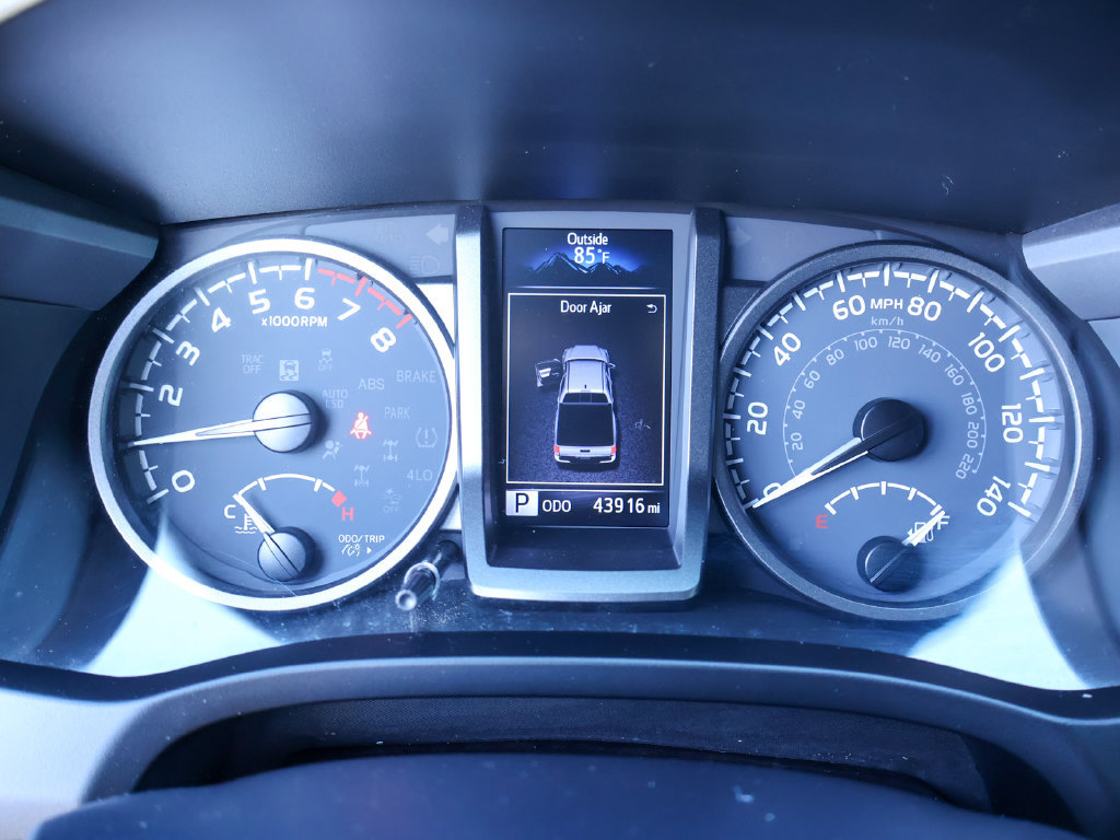 Used 2023 Toyota Tacoma TRD Sport AWD/4WD image 18