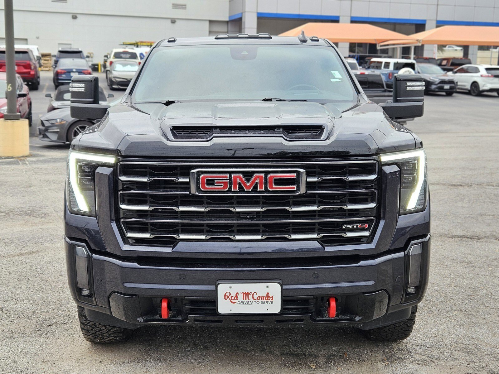 Used 2024 GMC Sierra 2500 AT4 w/ AT4 Premium Plus Package image 9