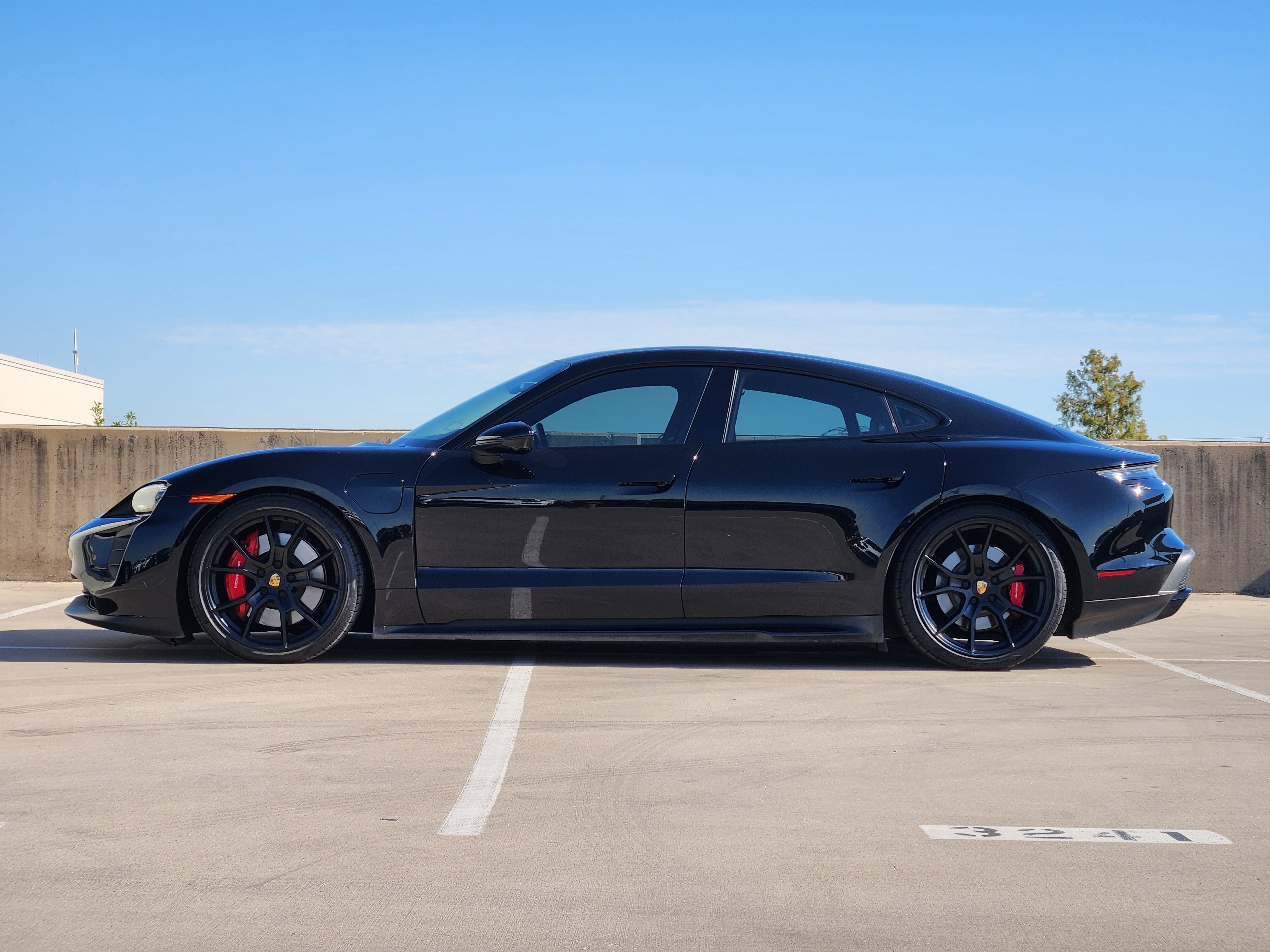Certified 2024 Porsche Taycan GTS AWD/4WD image 2