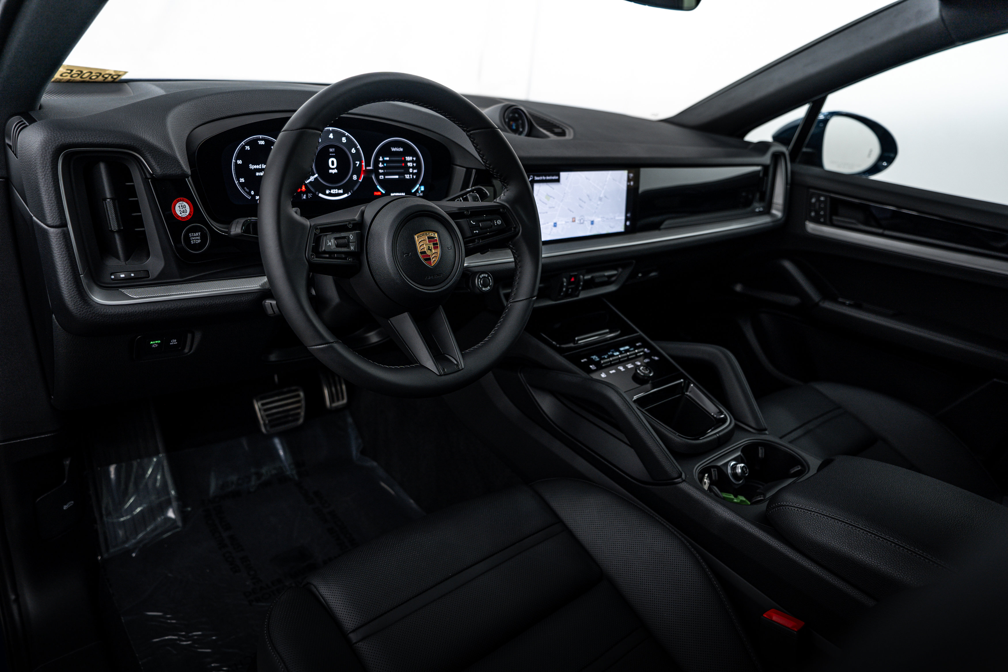 Certified 2026 Porsche Cayenne S AWD/4WD image 4