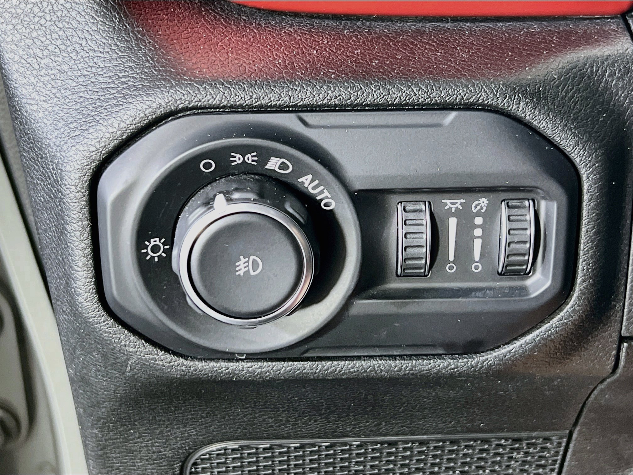 Used 2021 Jeep Wrangler Unlimited Rubicon AWD/4WD image 10