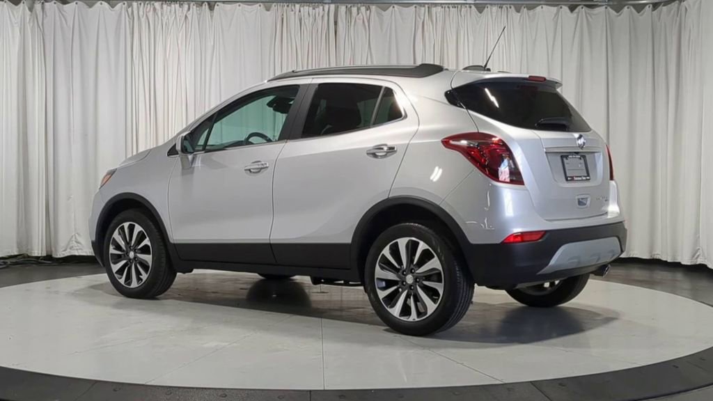 Used 2022 Buick Encore Preferred w/ Safety Package AWD/4WD image 8