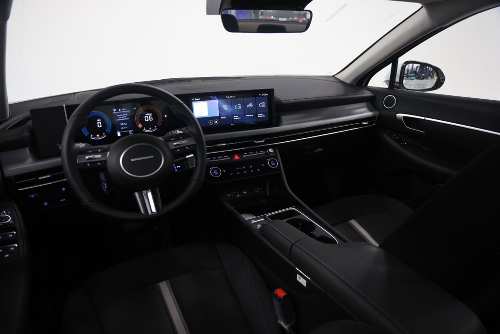 New 2026 Hyundai Sonata SEL AWD/4WD image 14