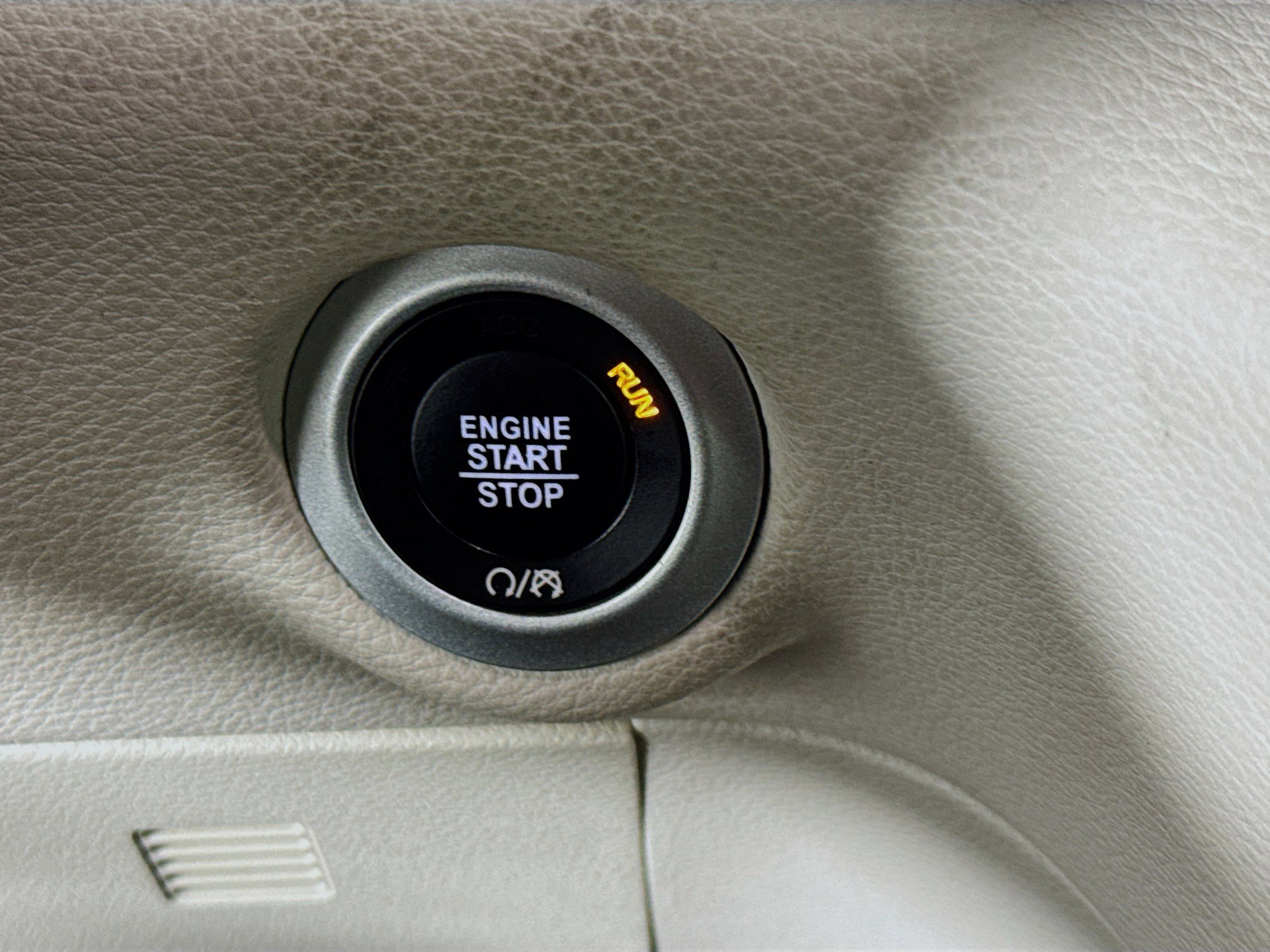 Used 2021 Chrysler Pacifica Touring-L image 20