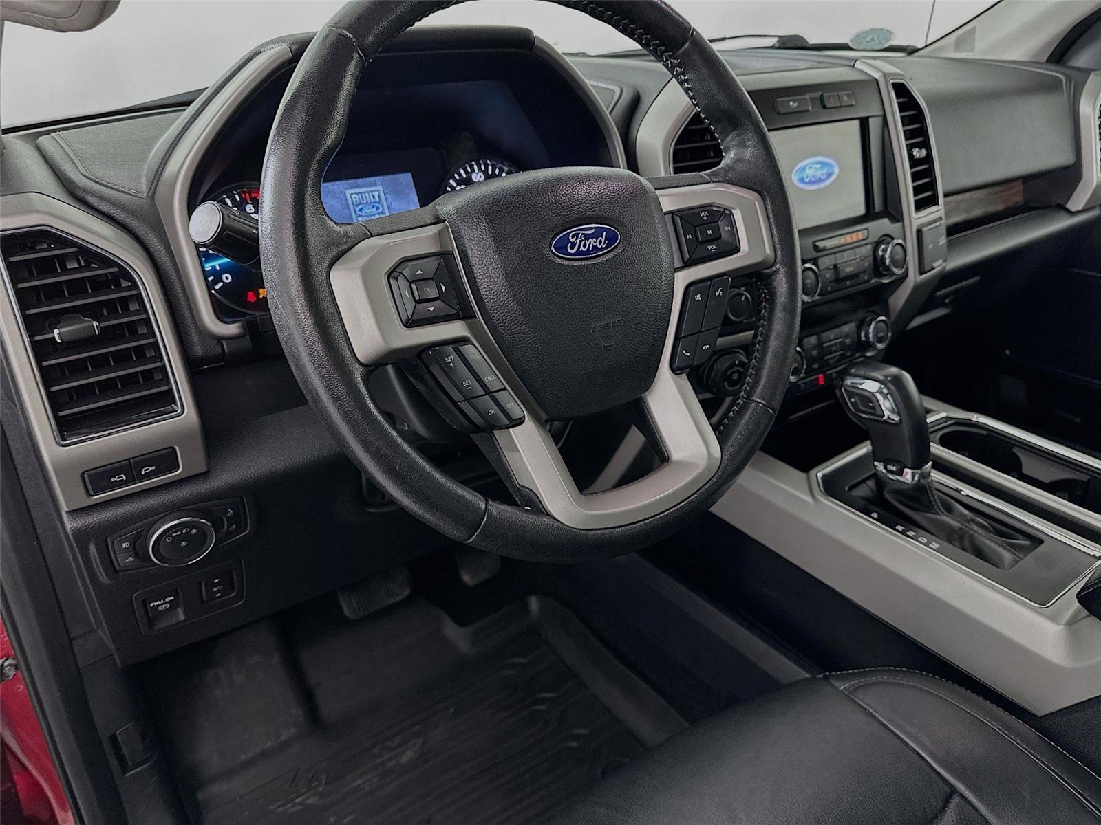 Used 2019 Ford F150 Lariat image 9