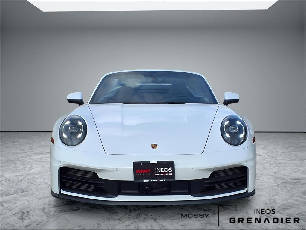 Used 2025 Porsche 911 Carrera image 2