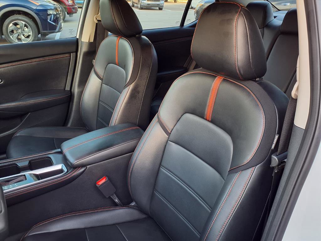 Used 2024 Nissan Sentra SR w/ SR Premium Package image 13