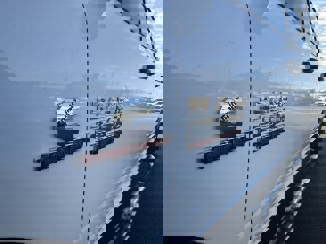 Used 2014 RAM 2500 Tradesman w/ Chrome Appearance Group image 12