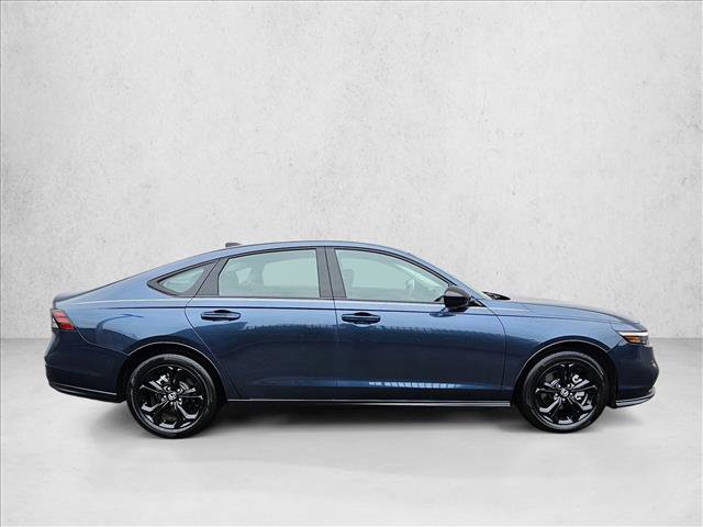 Used 2025 Honda Accord SE image 6