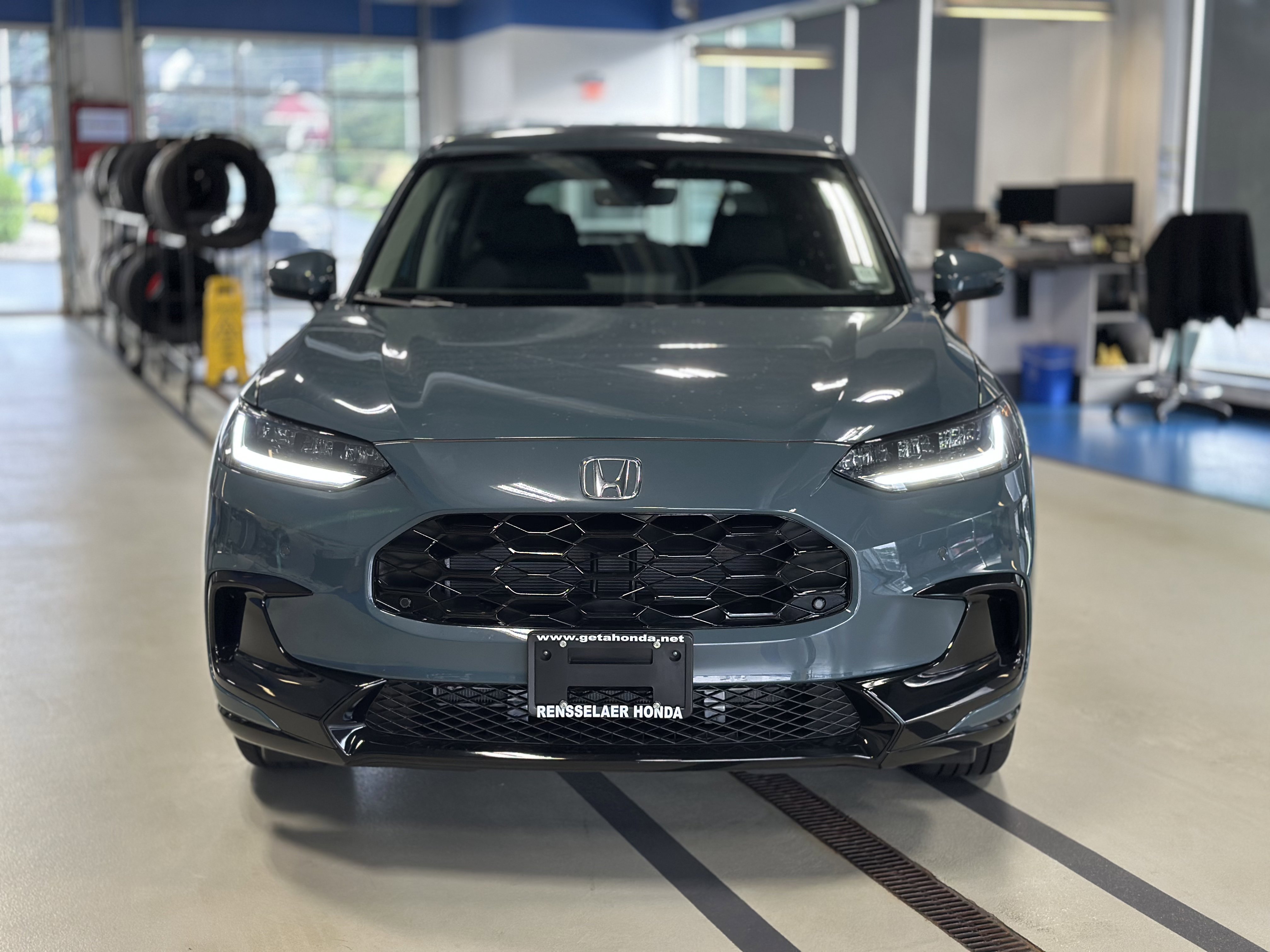 New 2027 Honda HR-V EX-L image 2