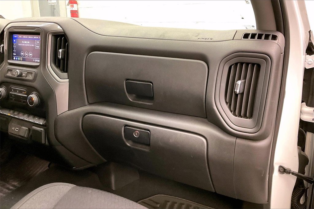 Used 2022 Chevrolet Silverado 1500 Custom w/ LPO, Blackout Package image 10