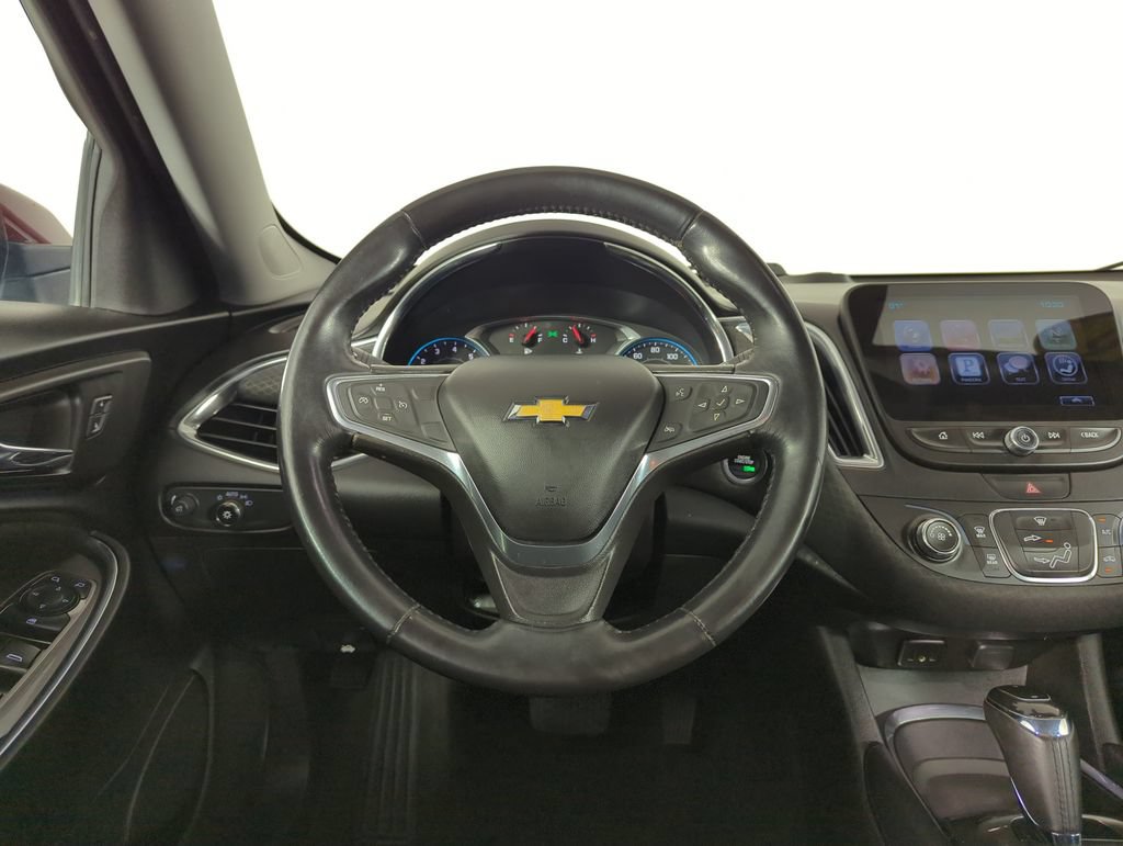 Used 2016 Chevrolet Malibu LT FWD image 16