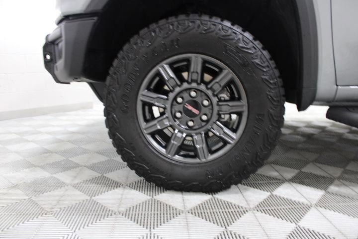 Used 2025 GMC Sierra 1500 AT4X AWD/4WD image 51