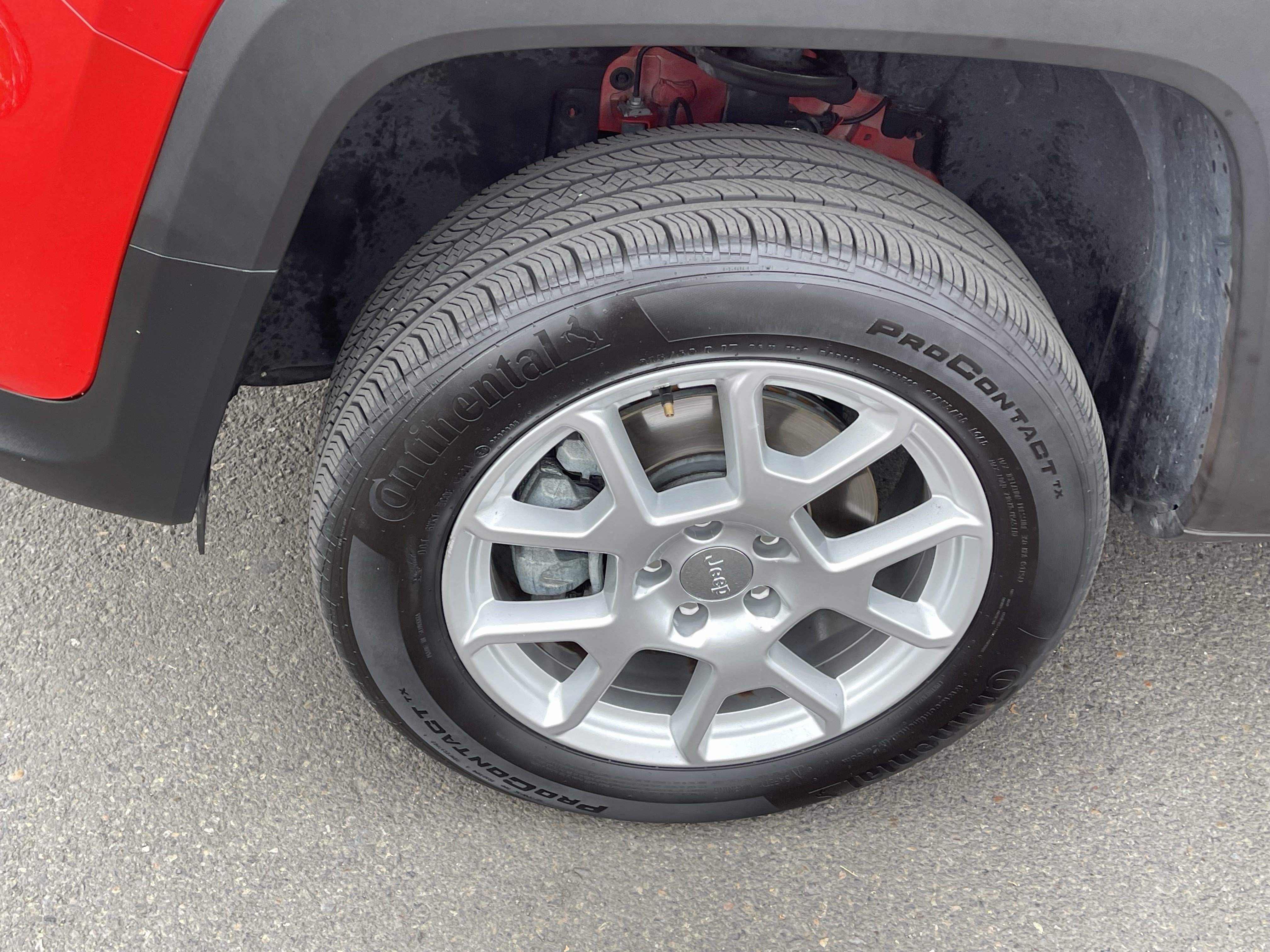 Used 2021 Jeep Renegade Limited AWD/4WD image 9