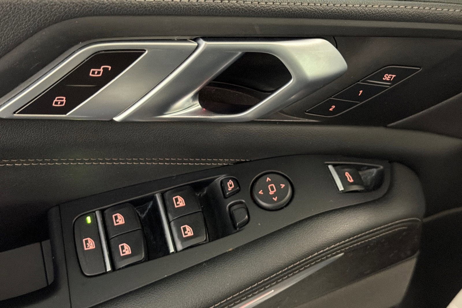 Certified 2023 BMW X5 sDrive40i w/ Climate Comfort Package image 13