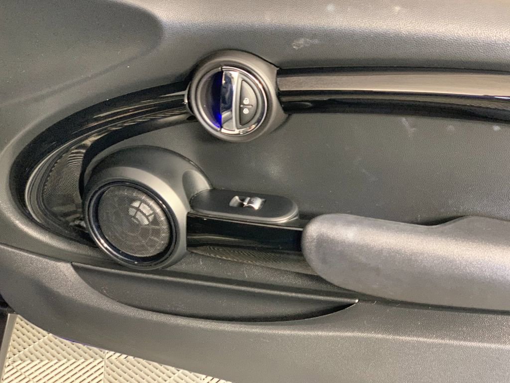 Used 2019 MINI Cooper S w/ Premium Package FWD image 36