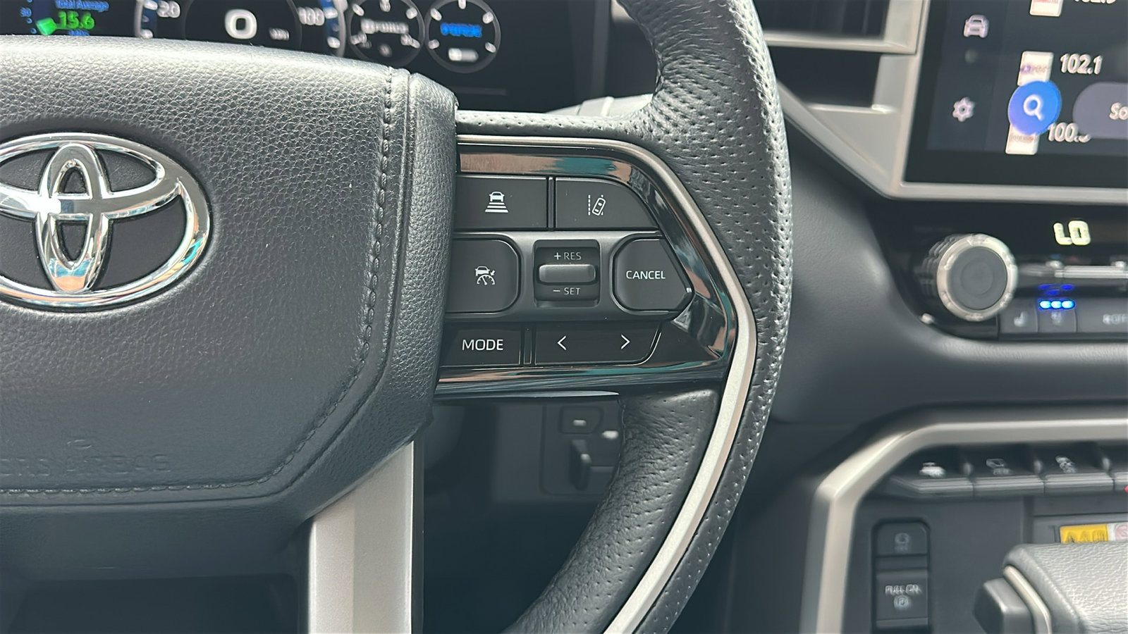 Used 2023 Toyota Tundra Limited image 17