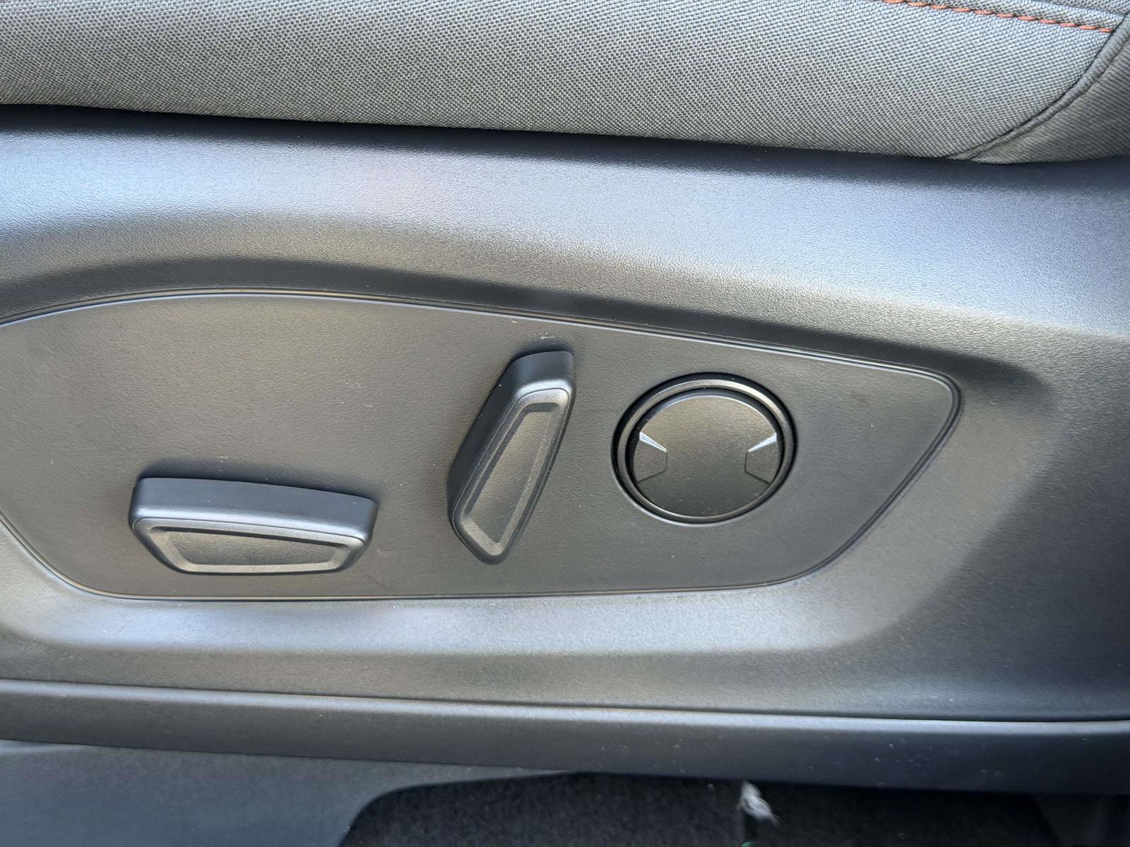 New 2026 Ford Explorer Active image 16