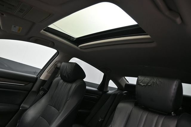 Used 2018 Honda Accord EX-L image 10