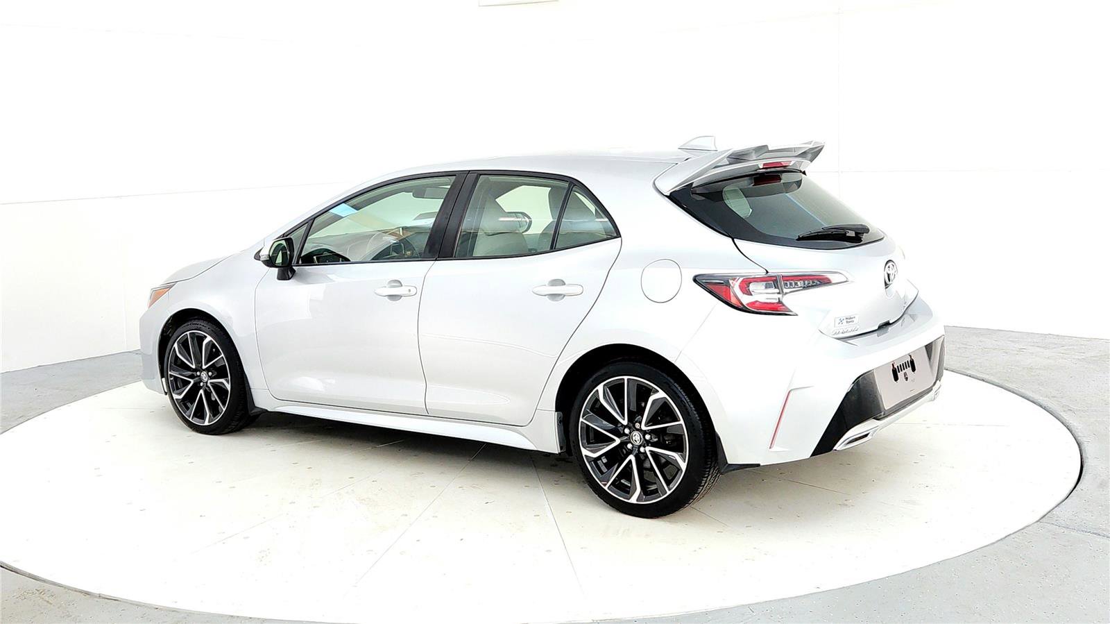 Used 2021 Toyota Corolla XSE image 4