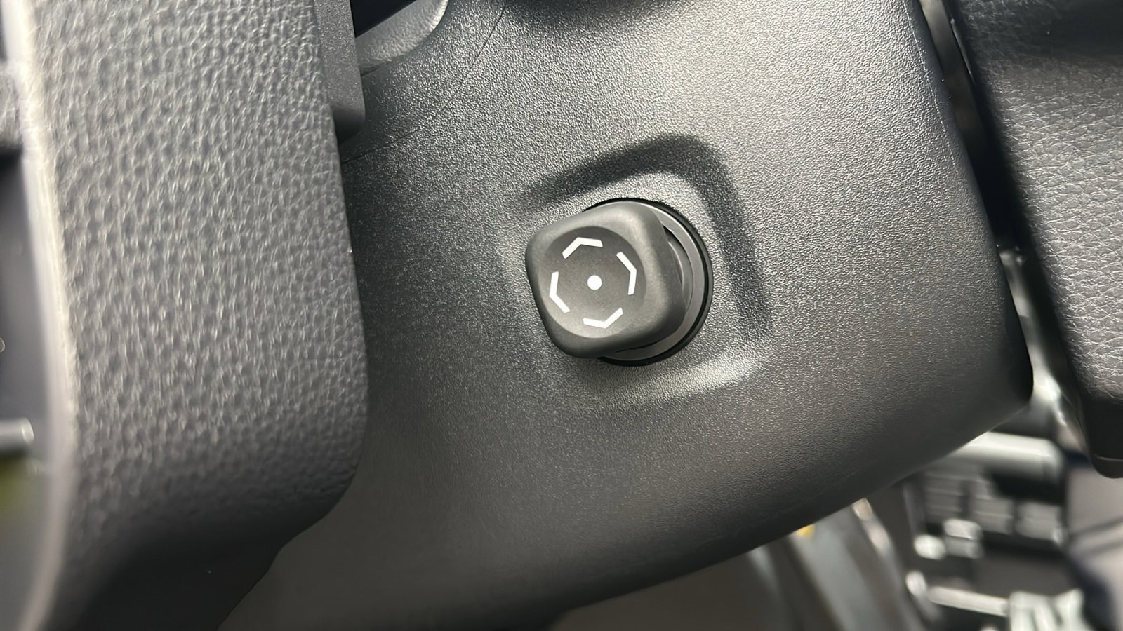 Used 2025 Toyota 4Runner TRD Off-Road Premium w/ Tow Technology Package image 30