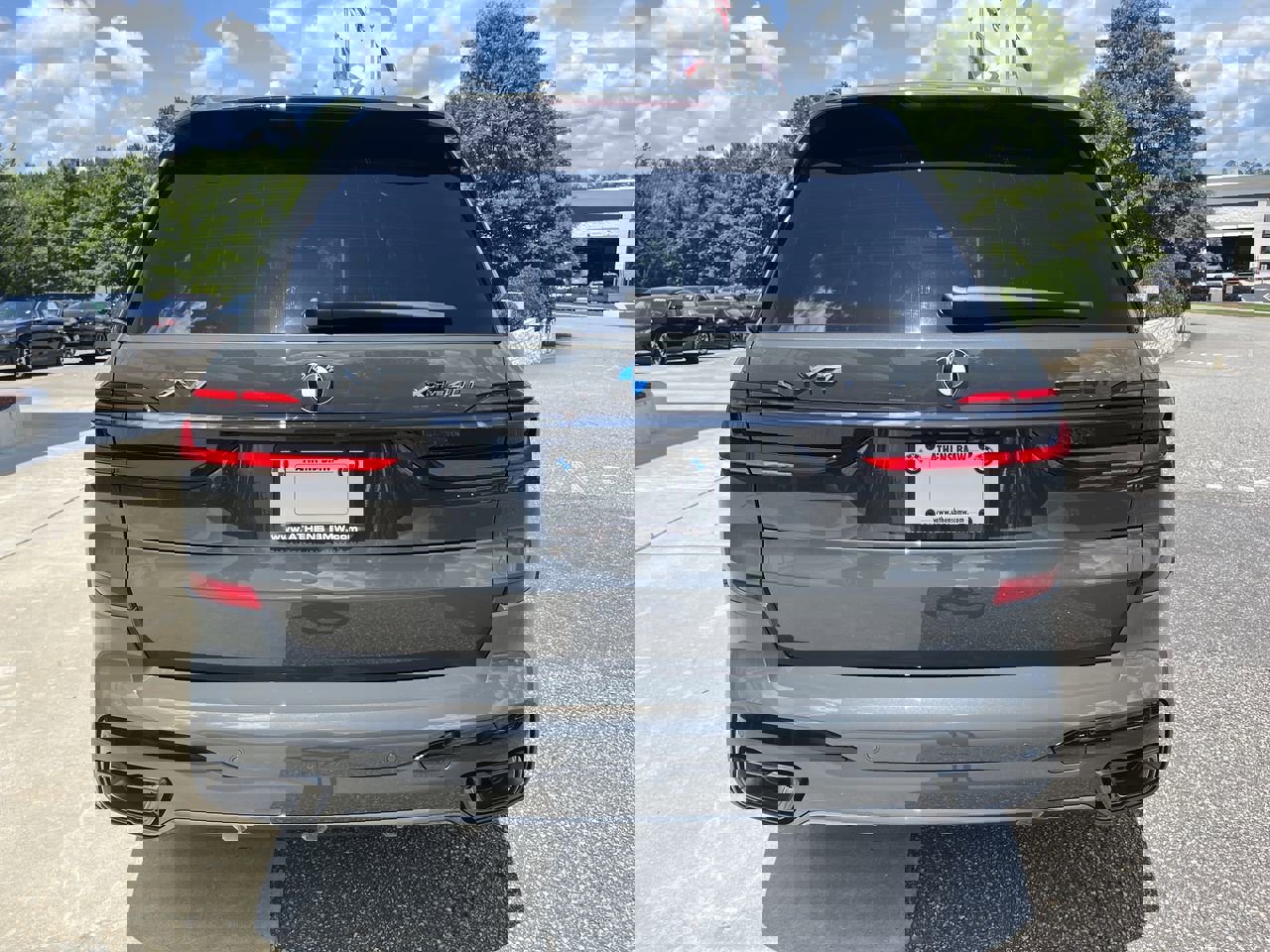 Used 2026 BMW X7 xDrive40i w/ M Sport Package image 12