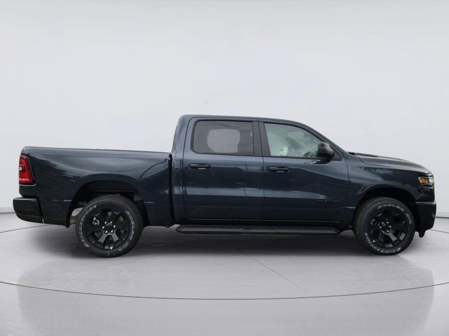 New 2026 RAM 1500 Express AWD/4WD image 6