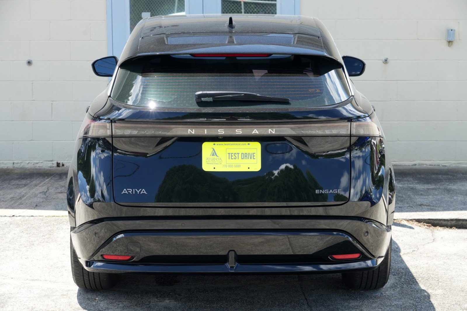 Used 2023 Nissan Ariya FWD image 44