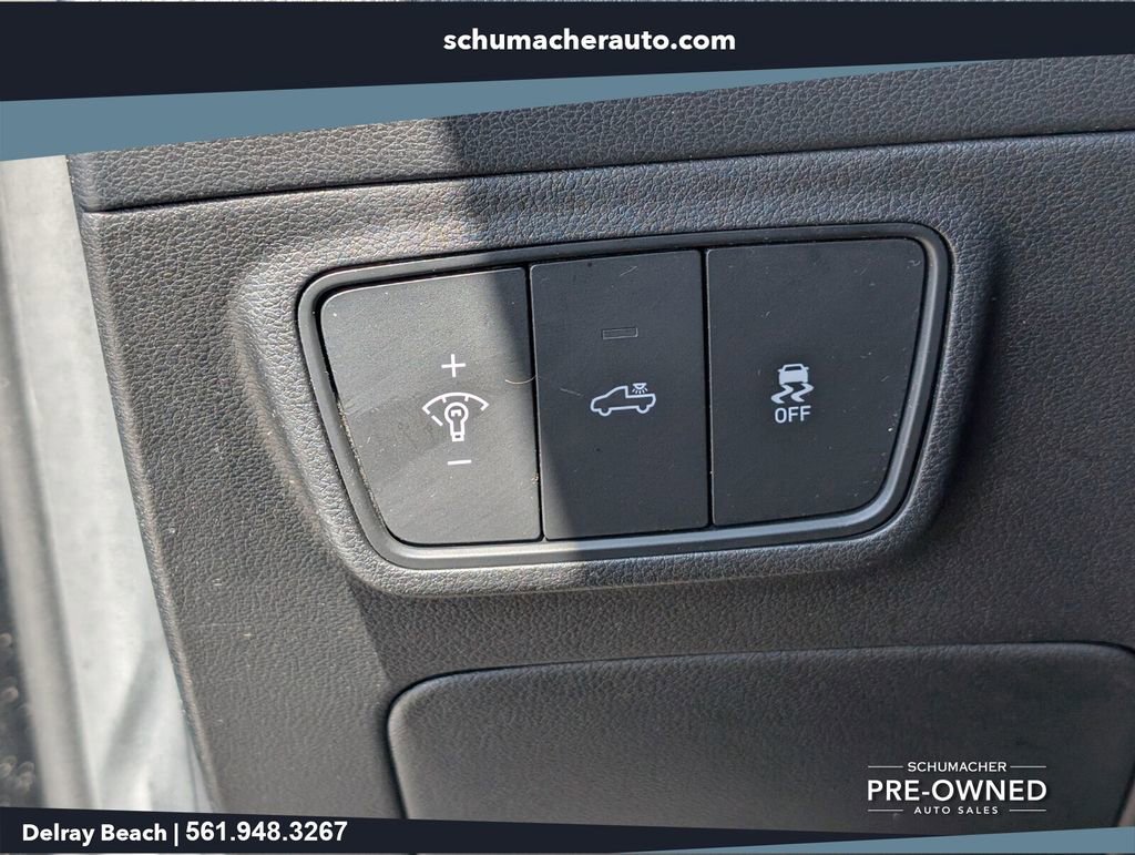 Used 2022 Hyundai Santa Cruz Limited AWD/4WD image 28