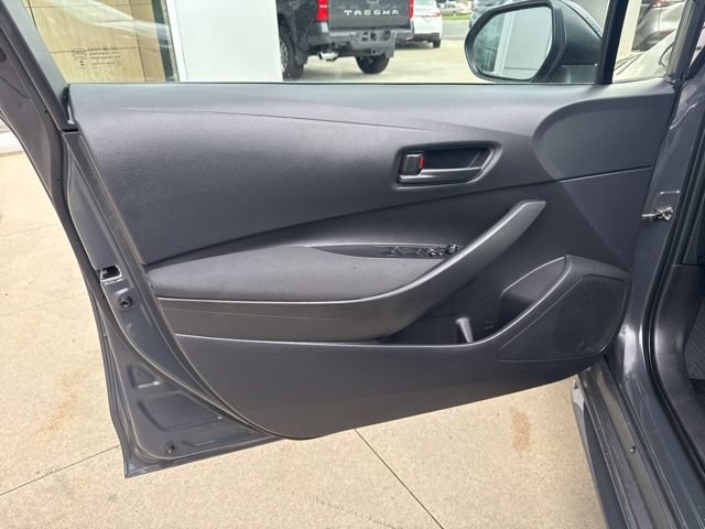 Used 2023 Toyota Corolla LE FWD image 13