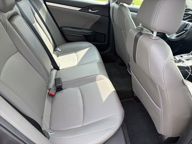 Used 2016 Honda Civic Touring image 14
