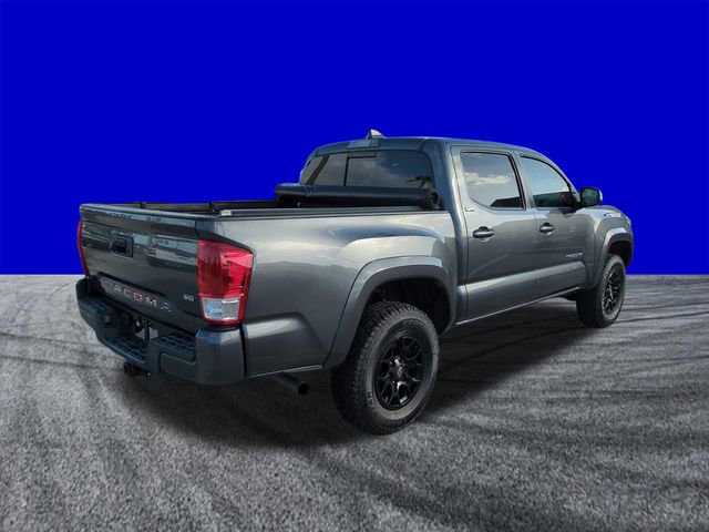 Used 2022 Toyota Tacoma SR5 w/ Technology Package image 4