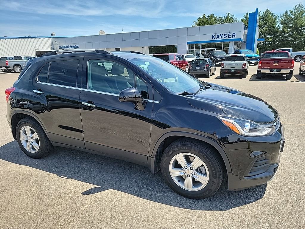Certified 2019 Chevrolet Trax LT w/ LT Convenience Package FWD image 1