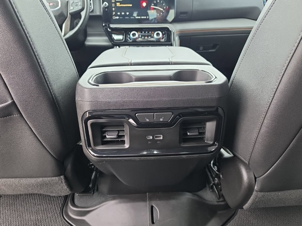 Used 2023 GMC Sierra 1500 AT4 w/ Technology Package AWD/4WD image 29