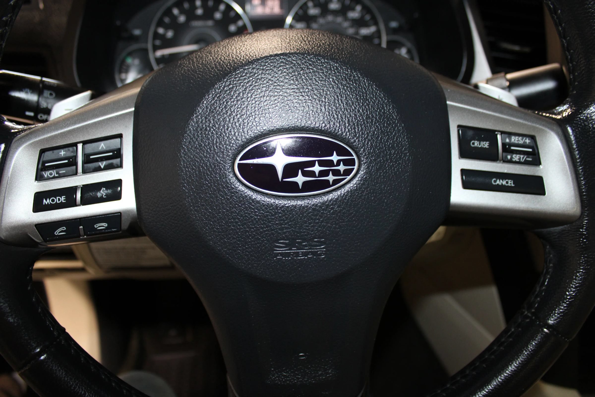 Used 2012 Subaru Legacy 2.5i Premium AWD/4WD image 16