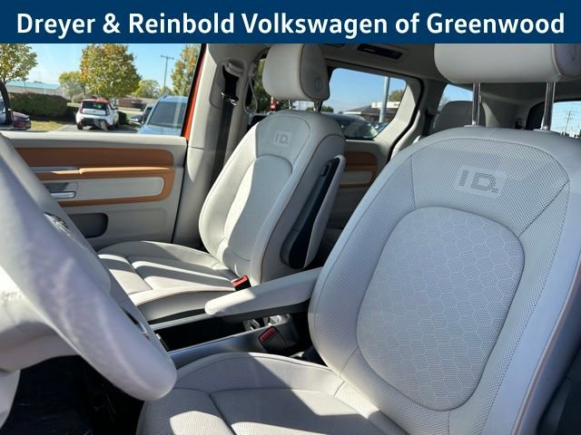 New 2025 Volkswagen ID. Buzz Pro S Plus image 30