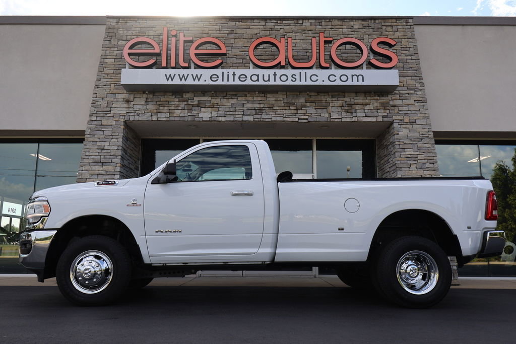 Used 2019 RAM 3500 Big Horn image 2