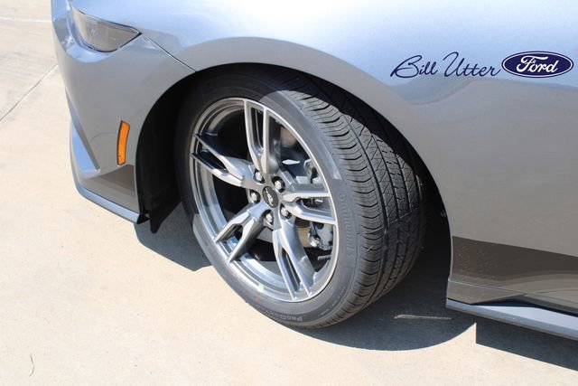 New 2025 Ford Mustang Coupe image 5