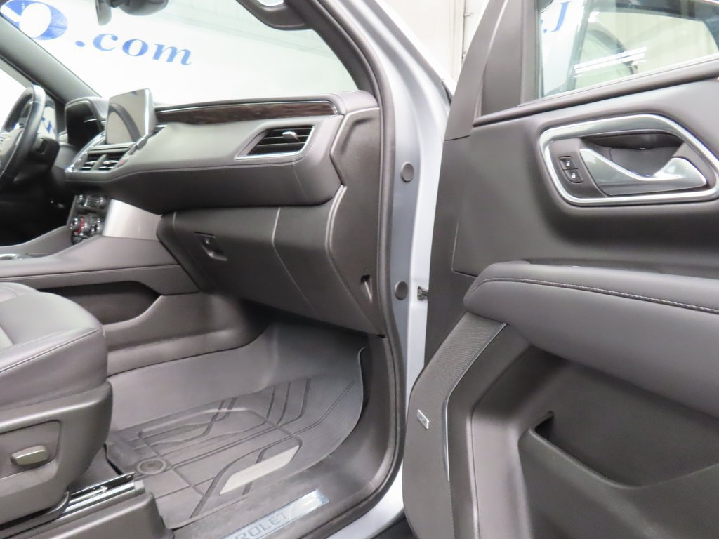 Used 2023 Chevrolet Tahoe LT w/ Luxury Package AWD/4WD image 31