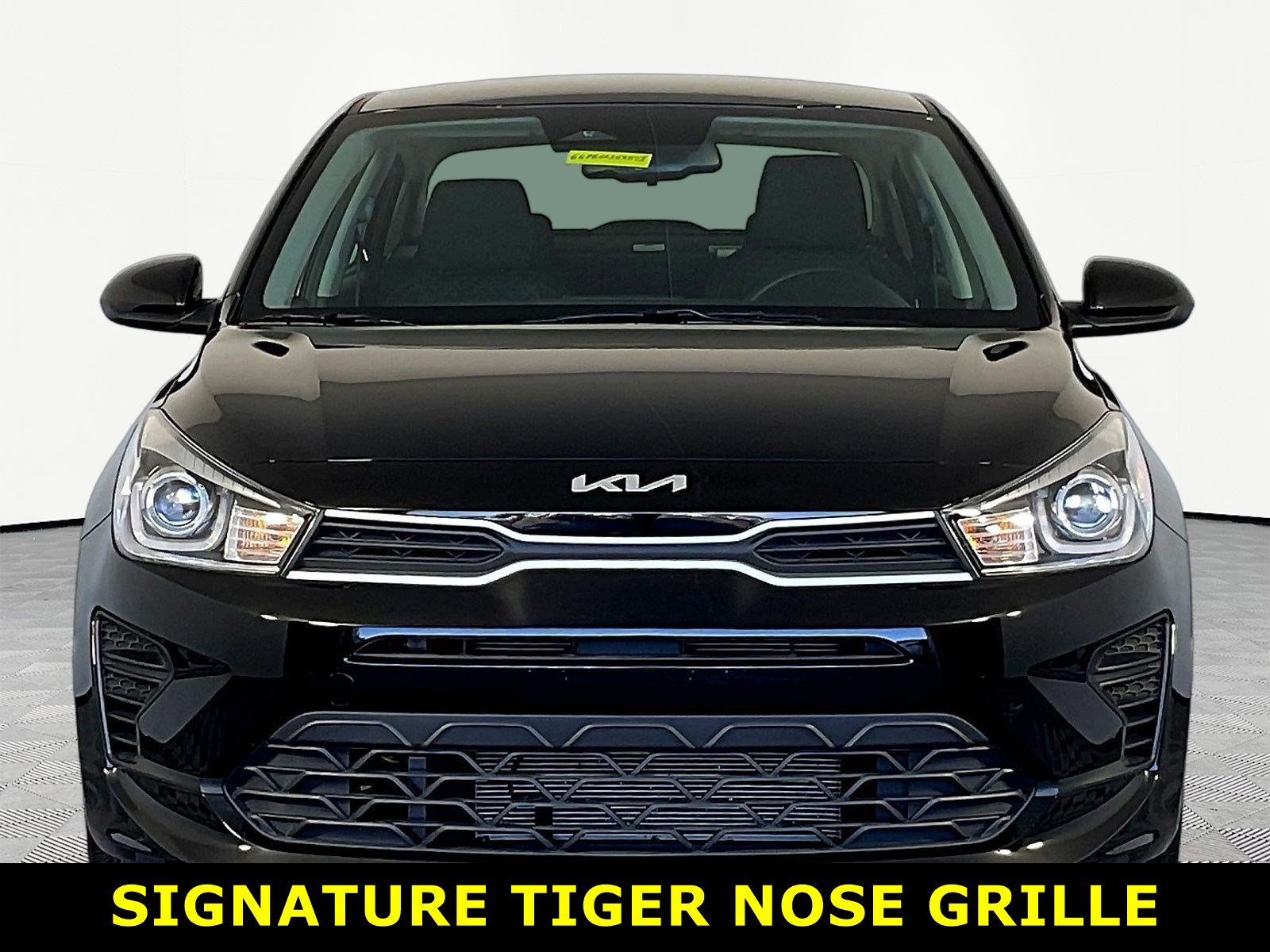 Used 2023 Kia Rio S w/ Technology Package FWD image 2