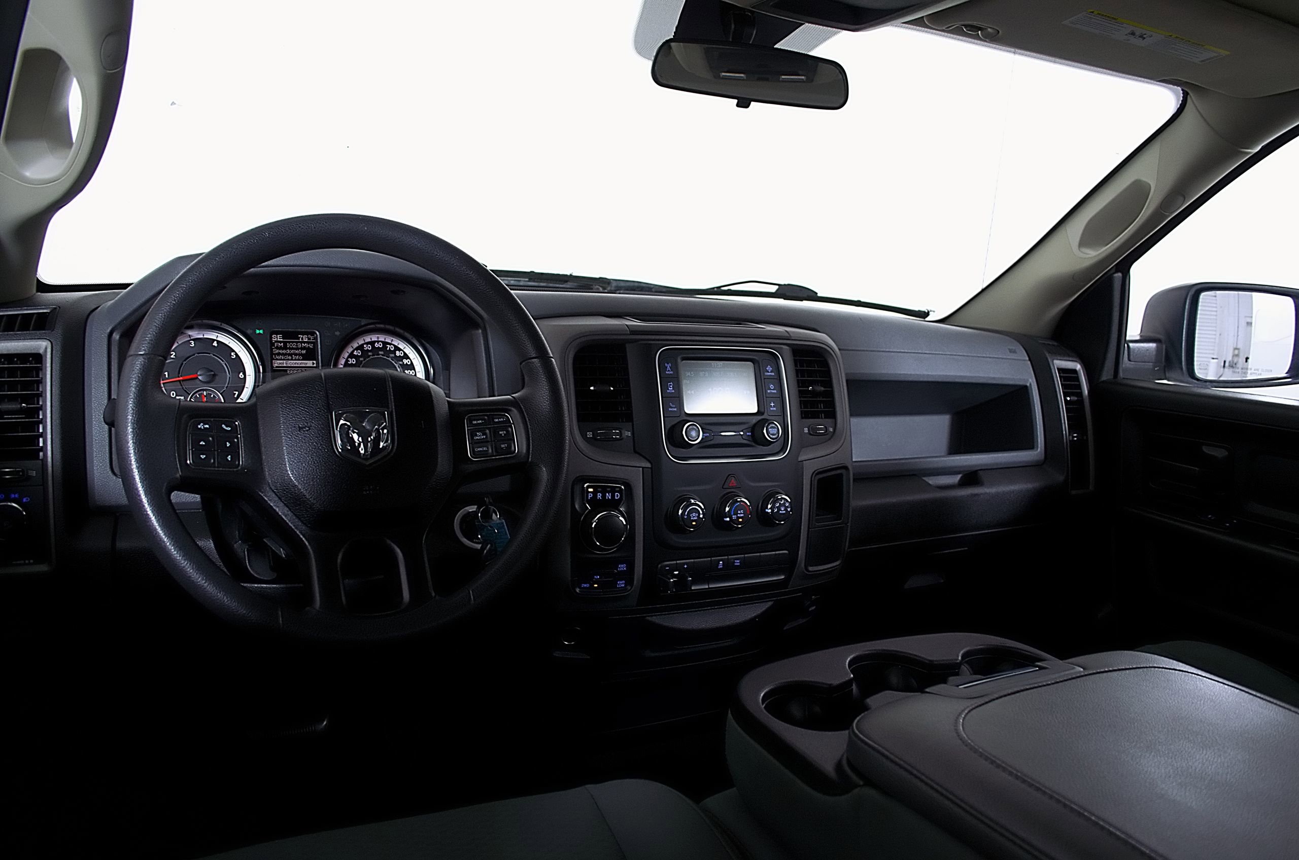 Used 2018 RAM 1500 Express w/ Express Value Package AWD/4WD image 21