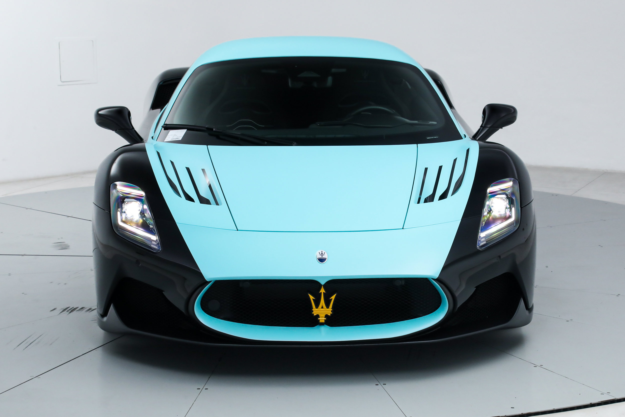 Used 2025 Maserati MC20 Coupe RWD image 10