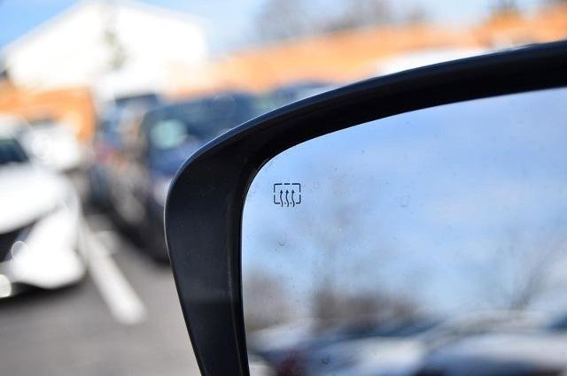 Used 2020 Nissan Rogue SV w/ Premium Package image 12