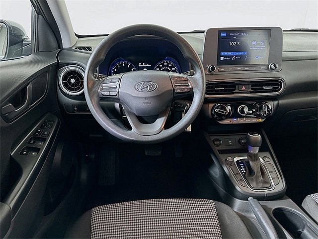 Used 2022 Hyundai Kona SE image 21