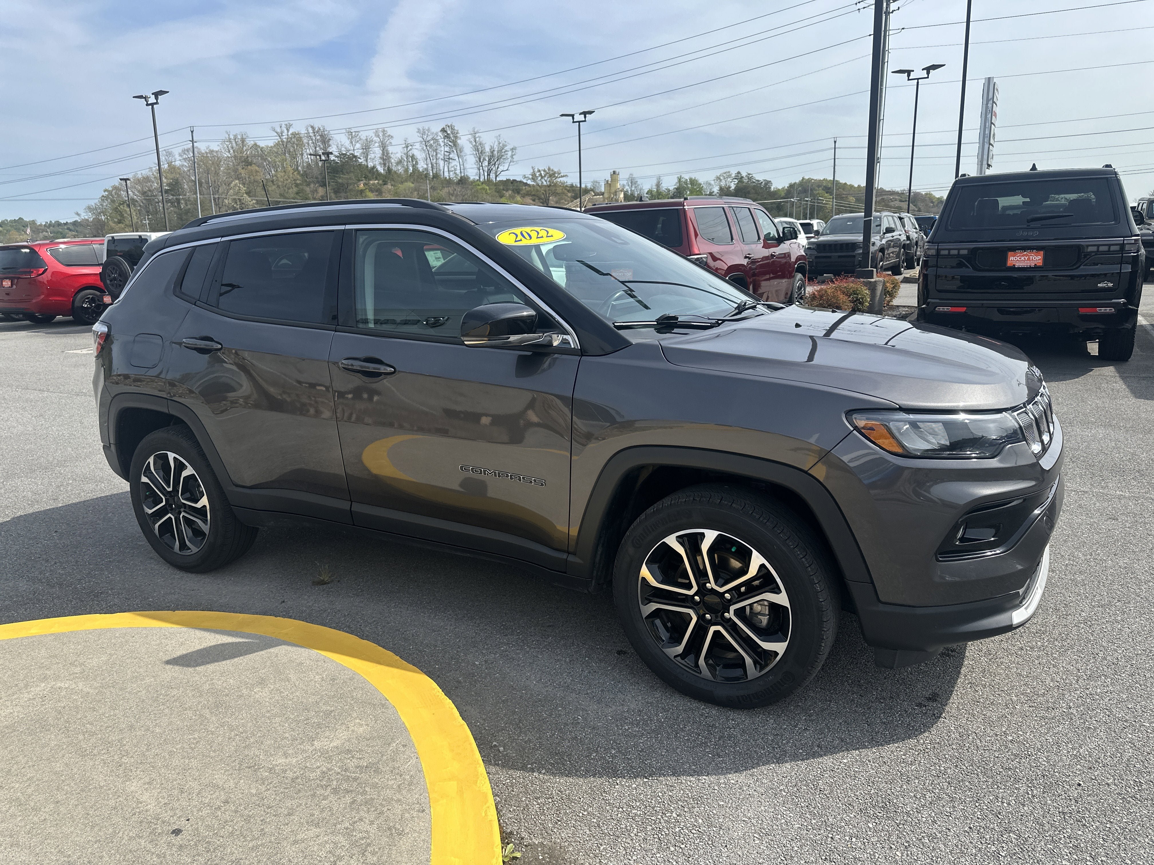 Used 2022 Jeep Compass Limited AWD/4WD image 5
